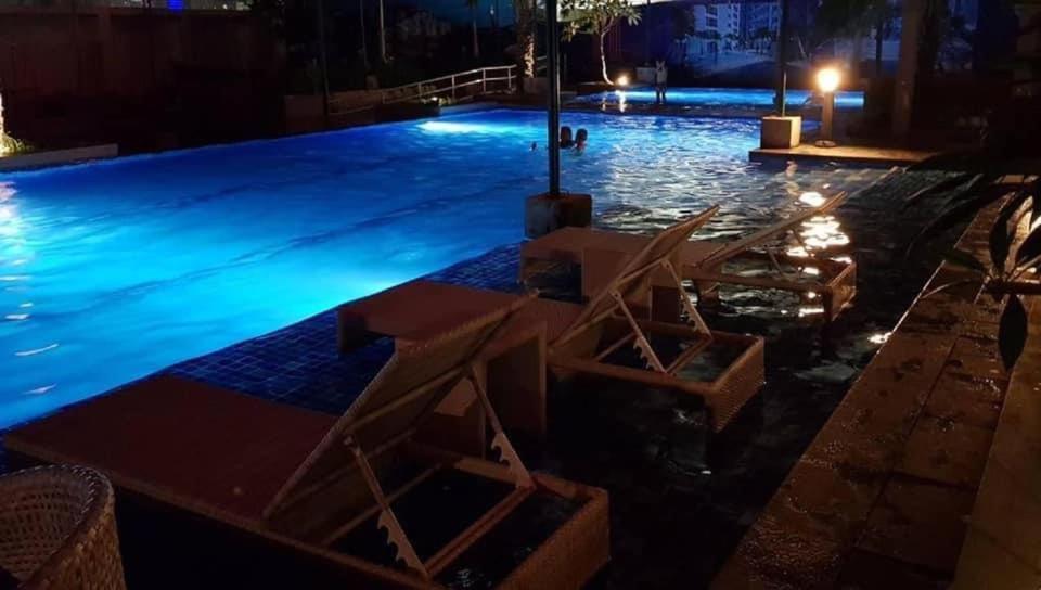Horizon 101 A1 Shortwalk Robinson Mall Mango Square Bars Free Pool Cebu Ngoại thất bức ảnh